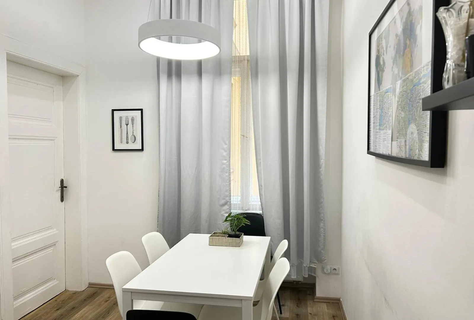 Entire Unit In The Center Of Prague Apartamento